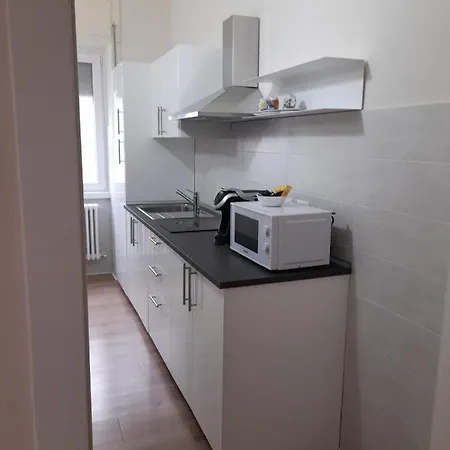 Penzion The Door In The And Parking Space