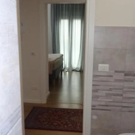 Penzion The Door In The And Parking Space Garlate