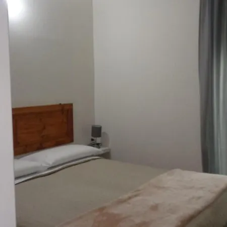 Guest house The Door In The And Parking Space Garlate