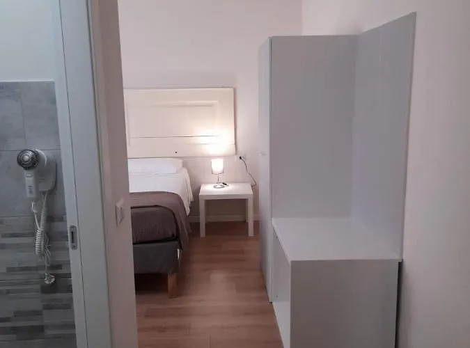 Guest house The Door In The And Parking Space 3*