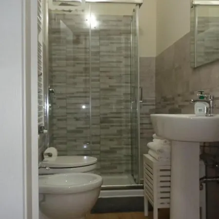 招待所 The Door In The And Parking Space